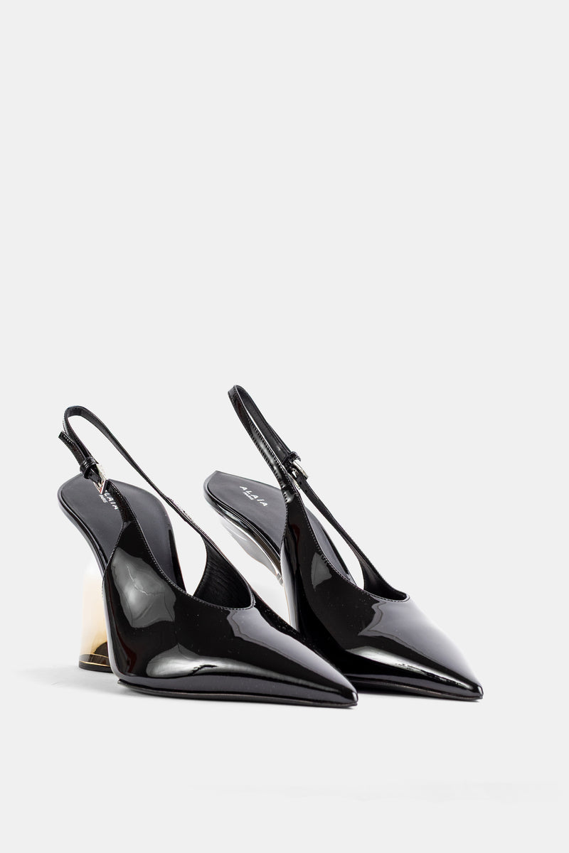 Maison Alaïa pump vernis noir slingback talon géométrique nacré vue de trois quarts paire complète