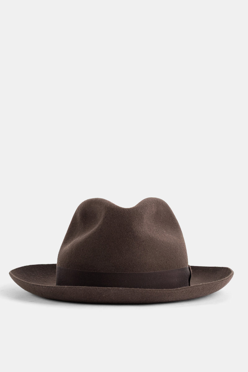 Giorgio Armani chapeau fedora en feutre de laine marron à calotte pincée et bord courbe