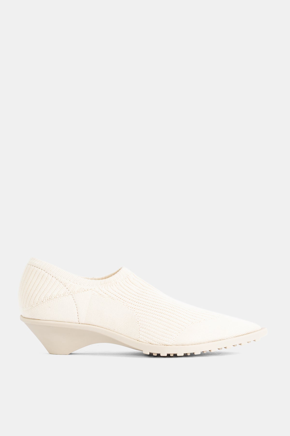Anita Low White x Issey Miyake
