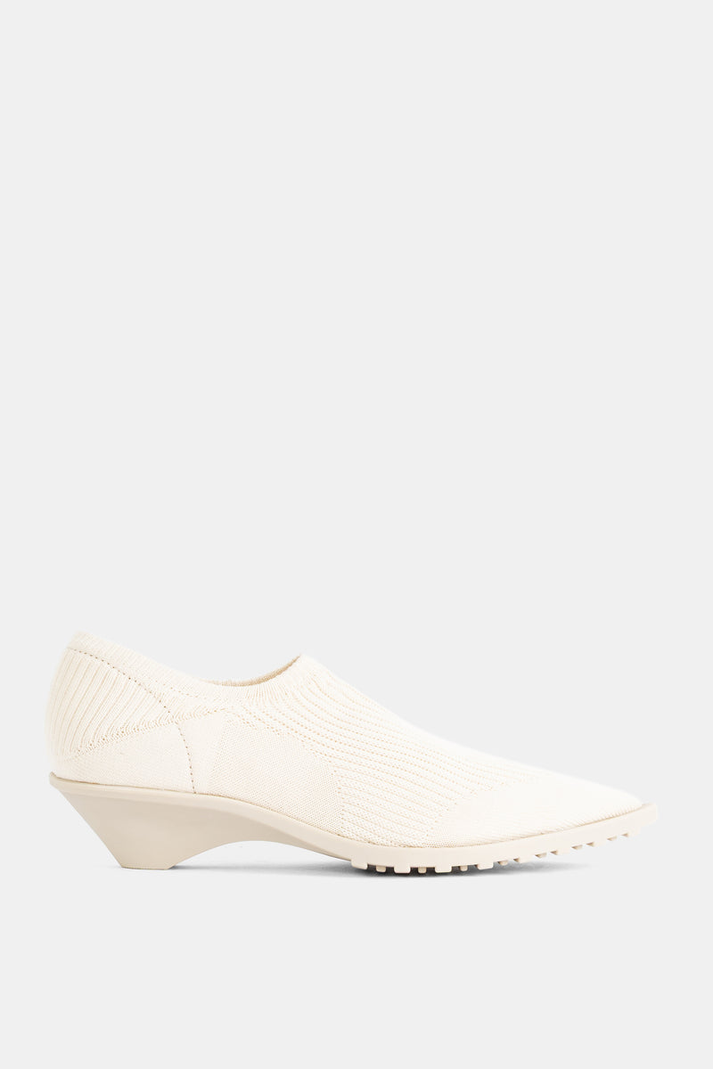 Anita Low White x Issey Miyake
