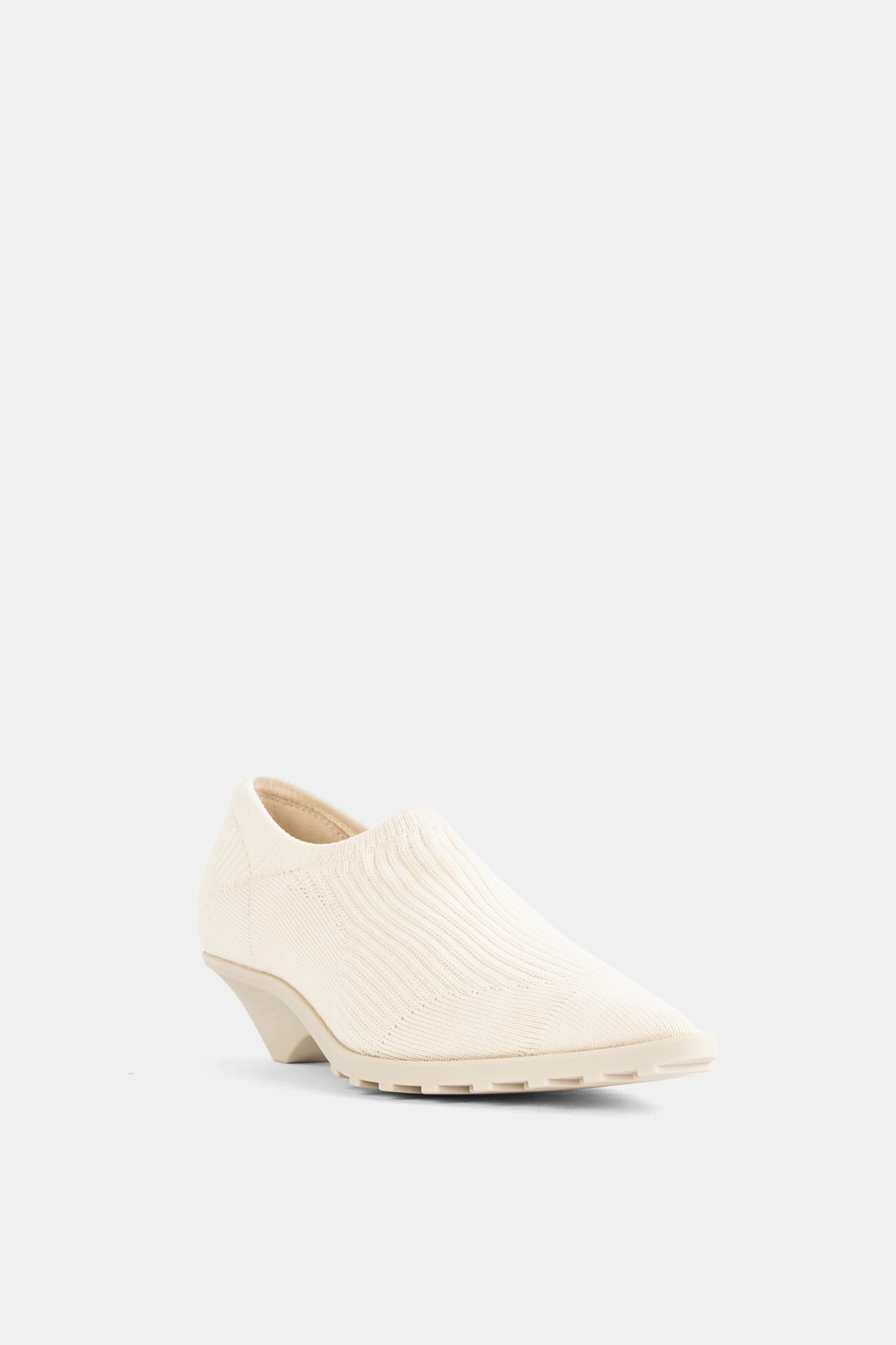 Anita Low White x Issey Miyake