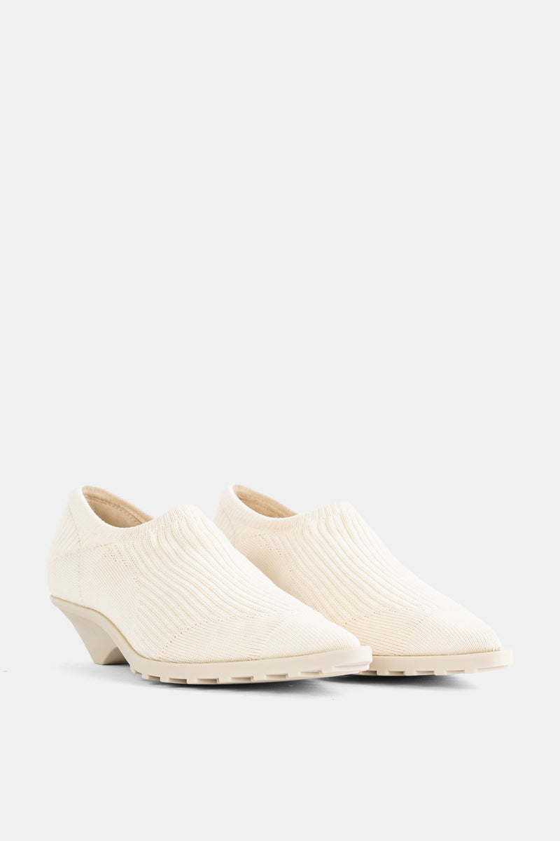 Anita Low White x Issey Miyake