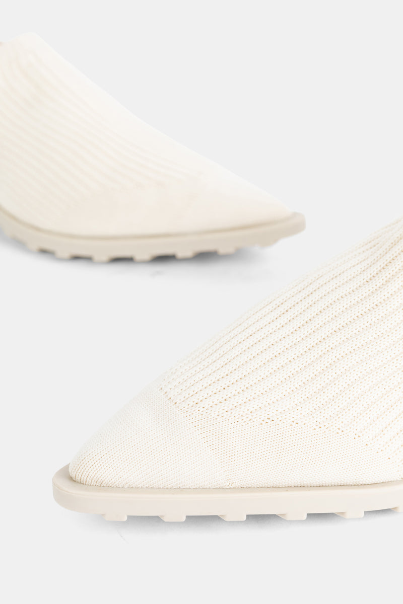 Anita Low White x Issey Miyake