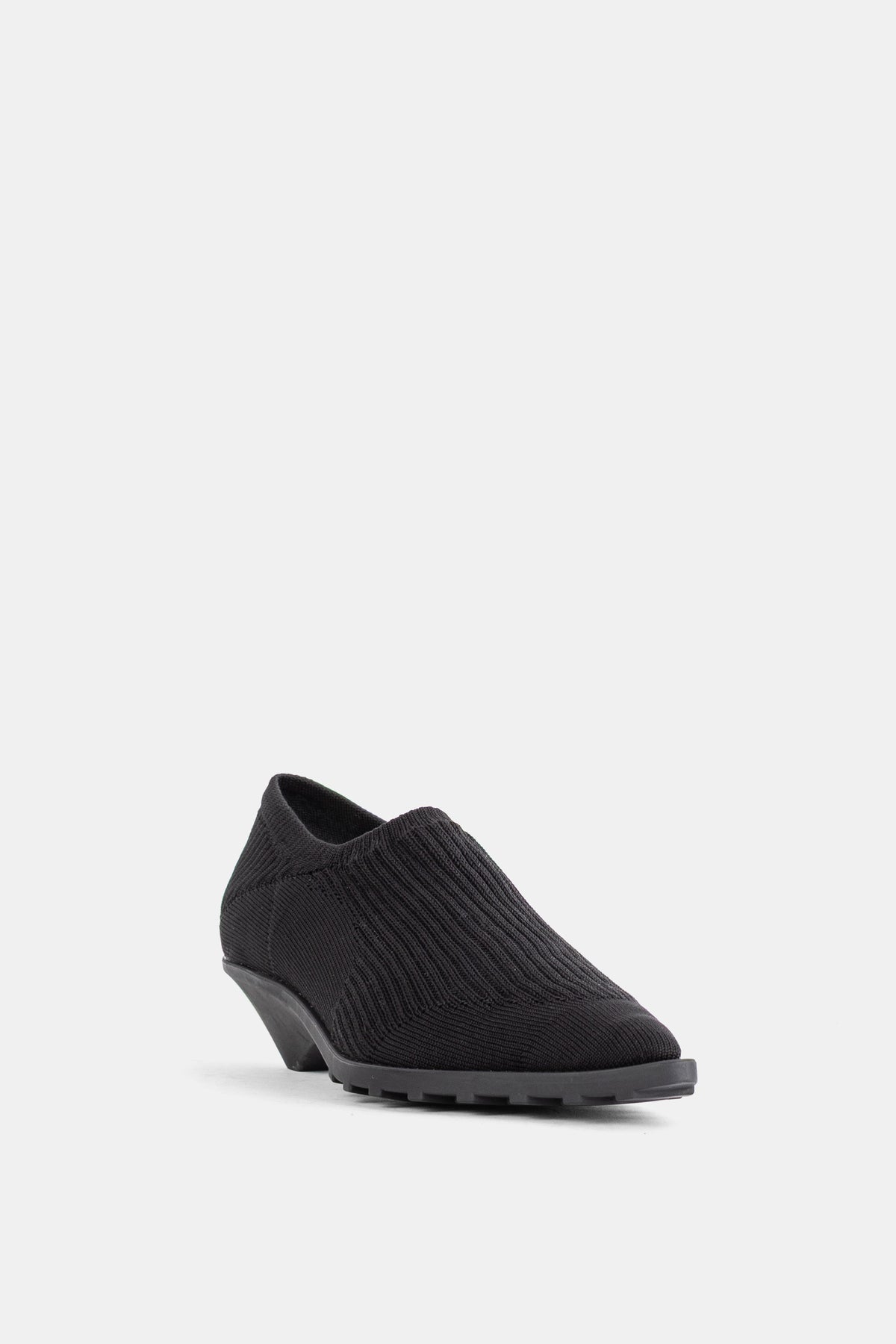 Anita Low Black x Issey Miyake