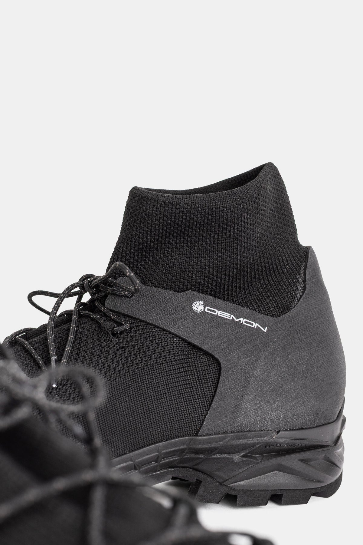 Baskets Demon Fasson Tech noires à semelle Vibram