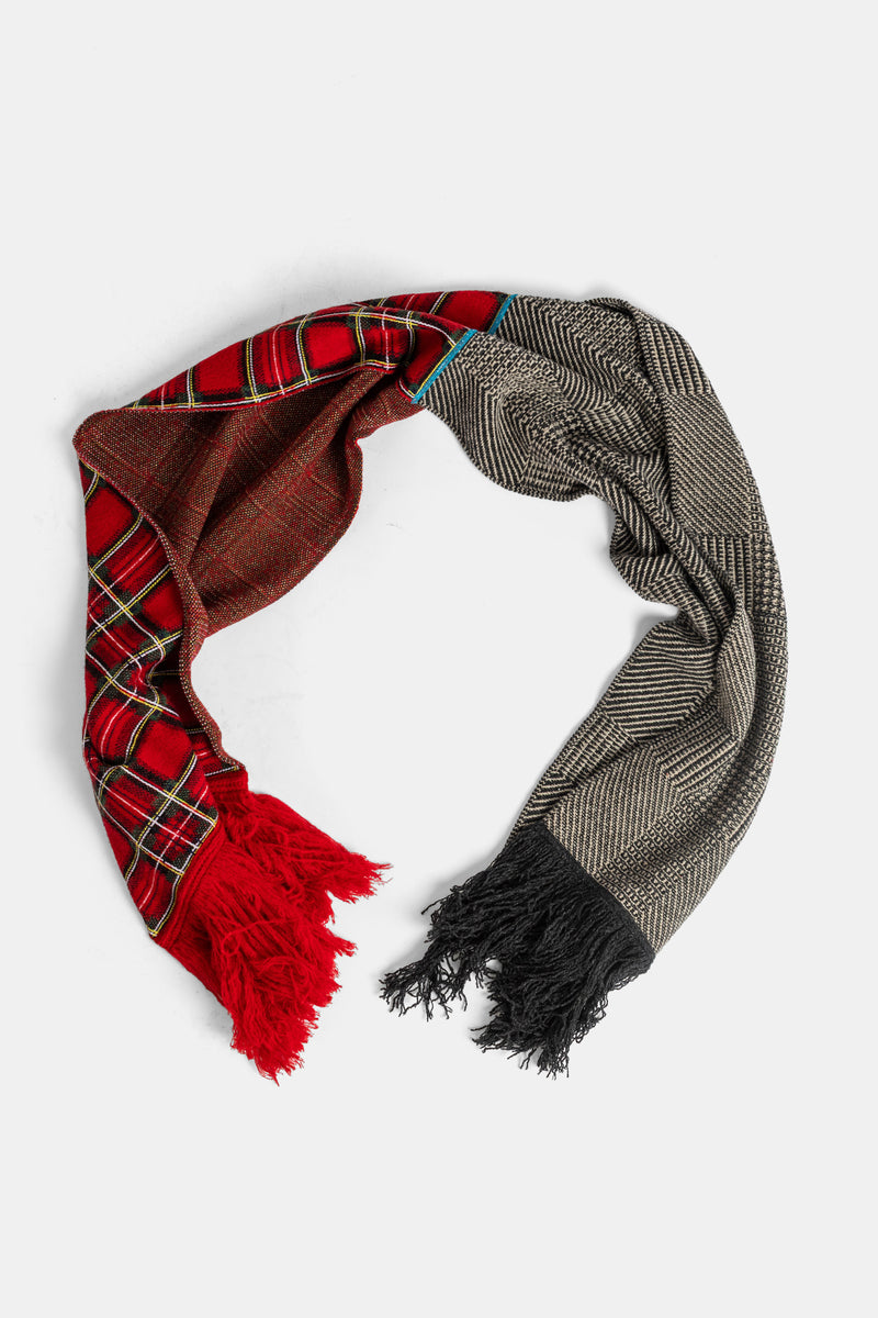 Écharpe patchwork tartan rouge et chevrons Gim Context