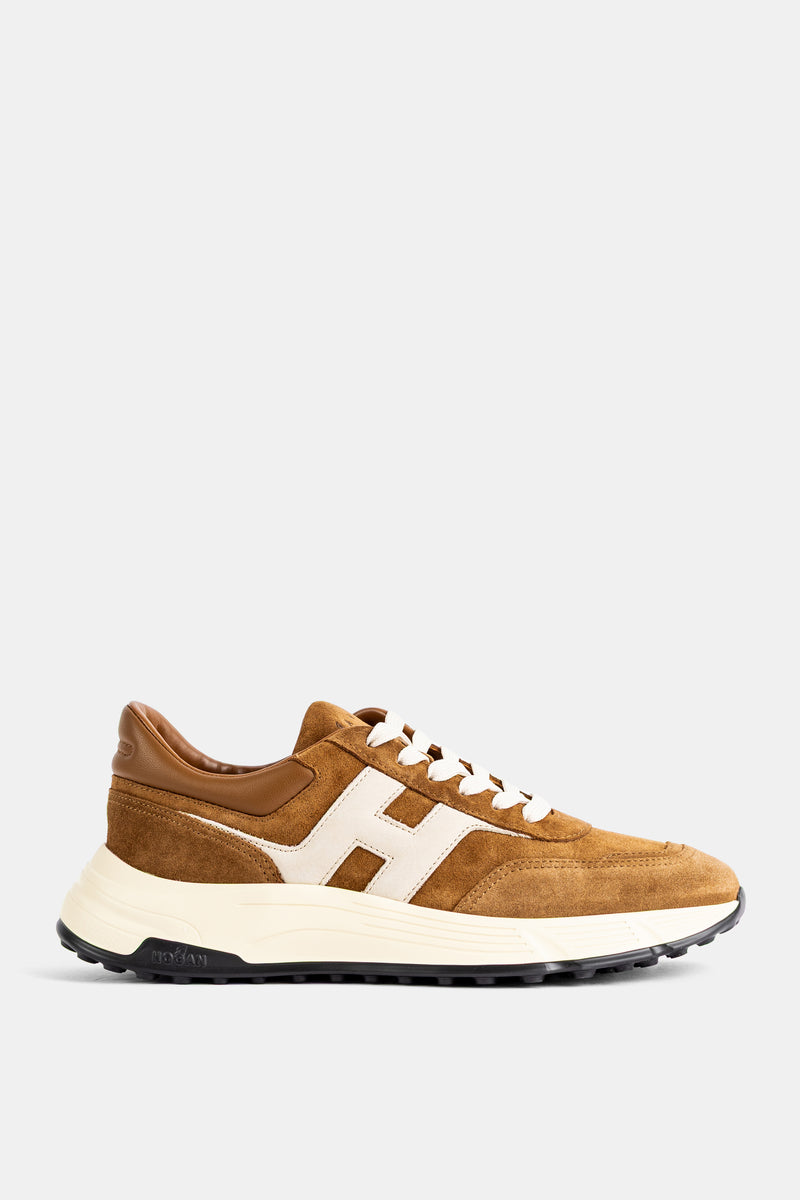 Sneakers Hyperlight en daim camel et blanc