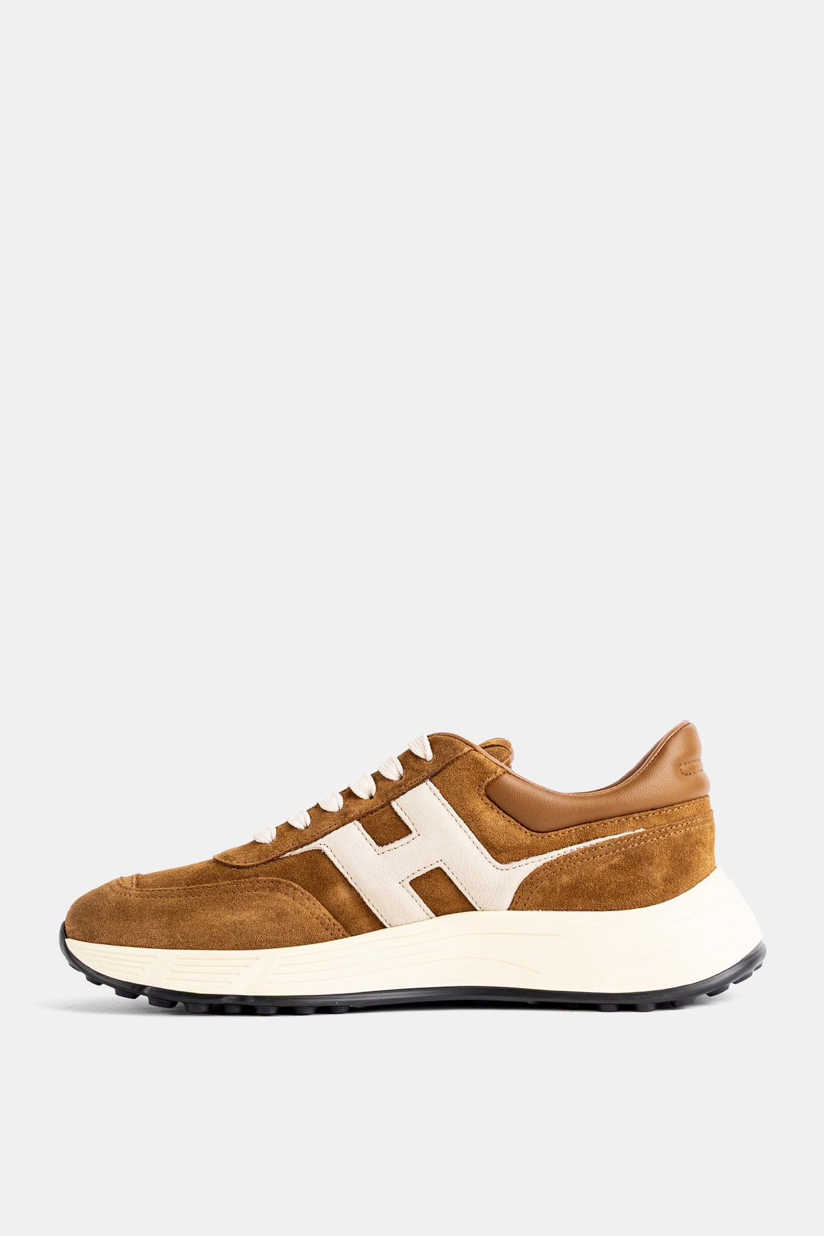 Sneakers Hyperlight en daim camel et blanc