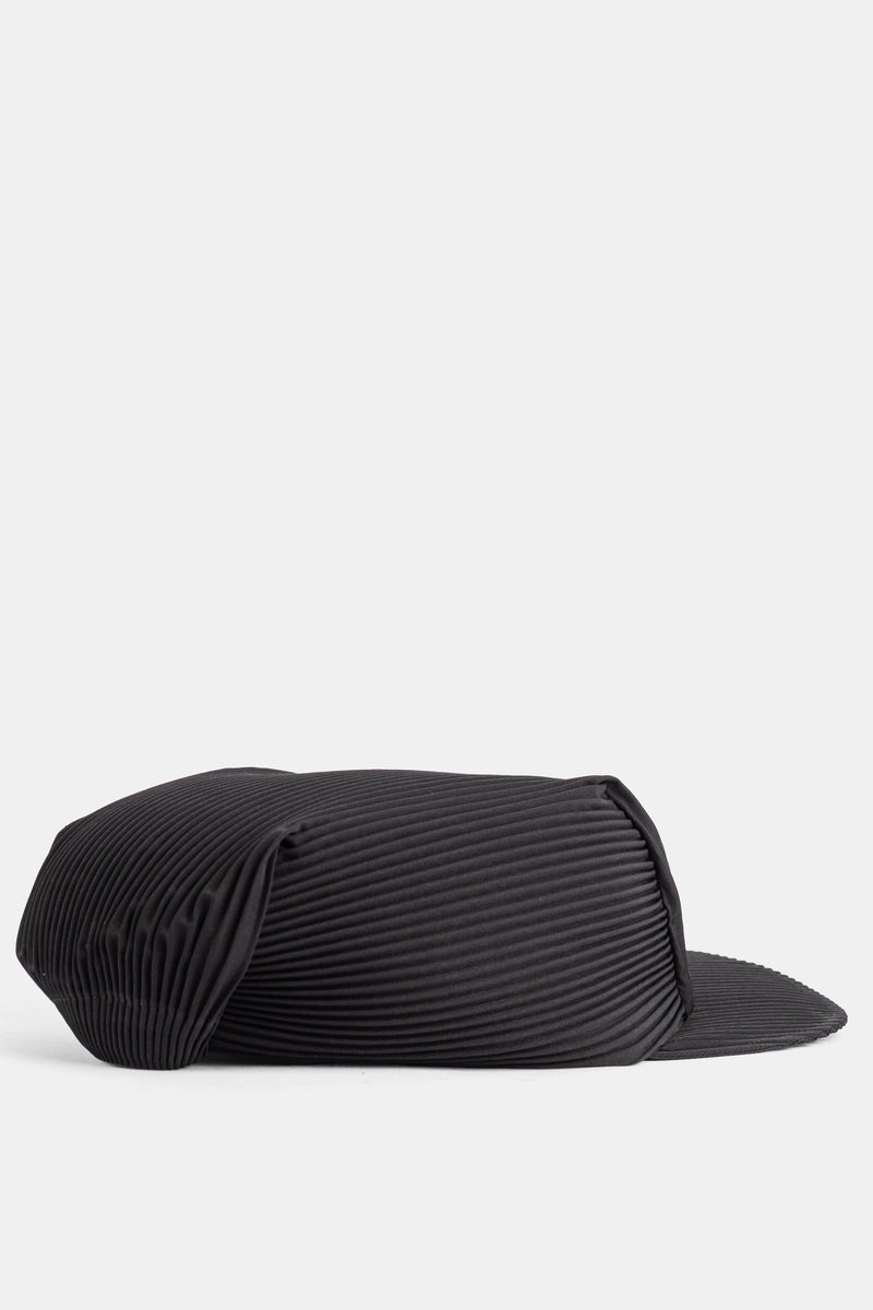 Casquette plissée noire