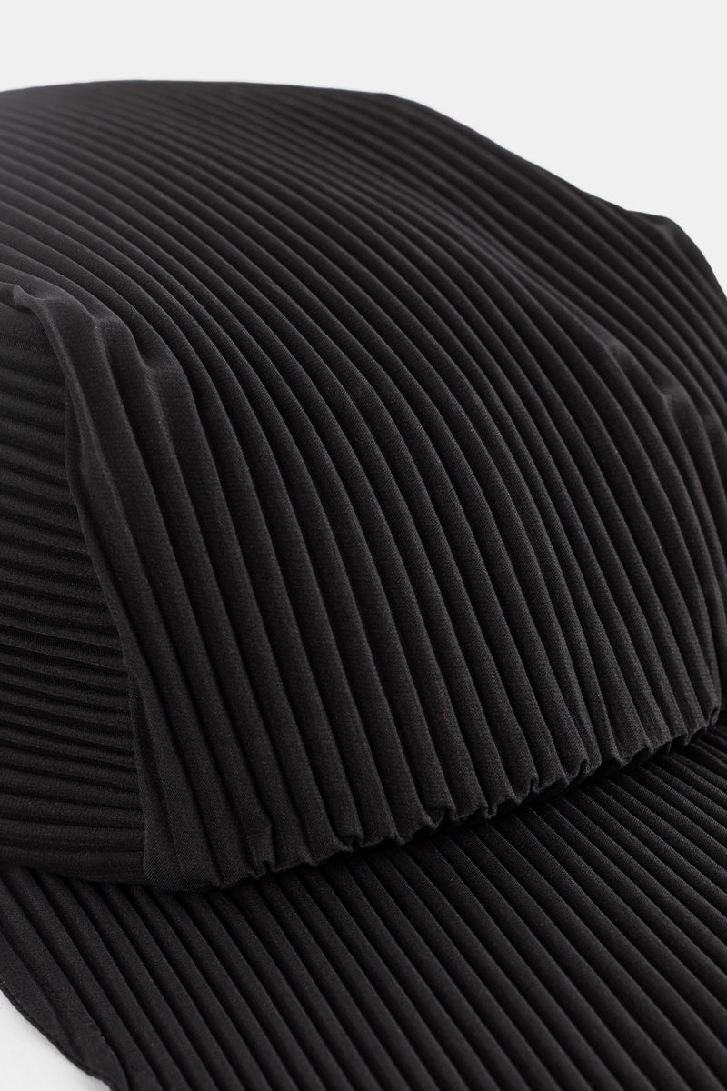 Casquette plissée noire