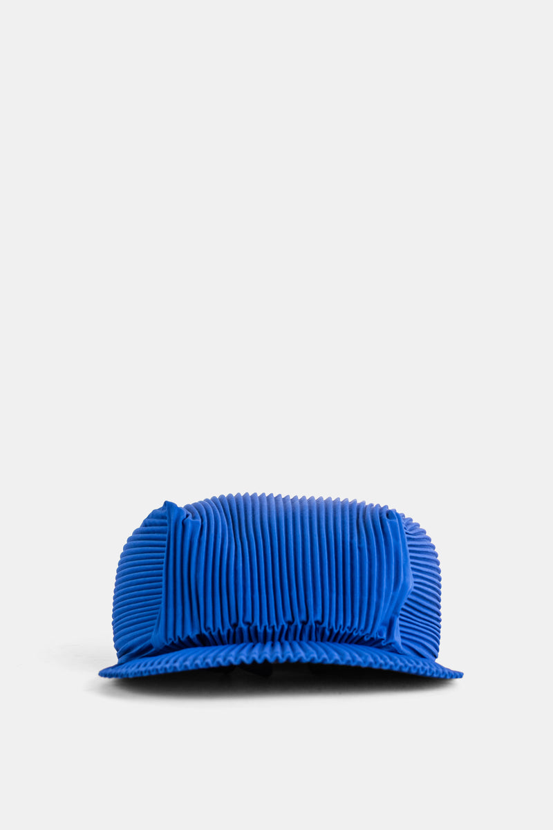 Casquette plissée bleue