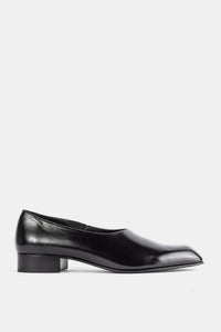 Khaite mocassins Colt Slip On Loafer en cuir lisse noir à bout carré et talon bloc minimaliste pour femme