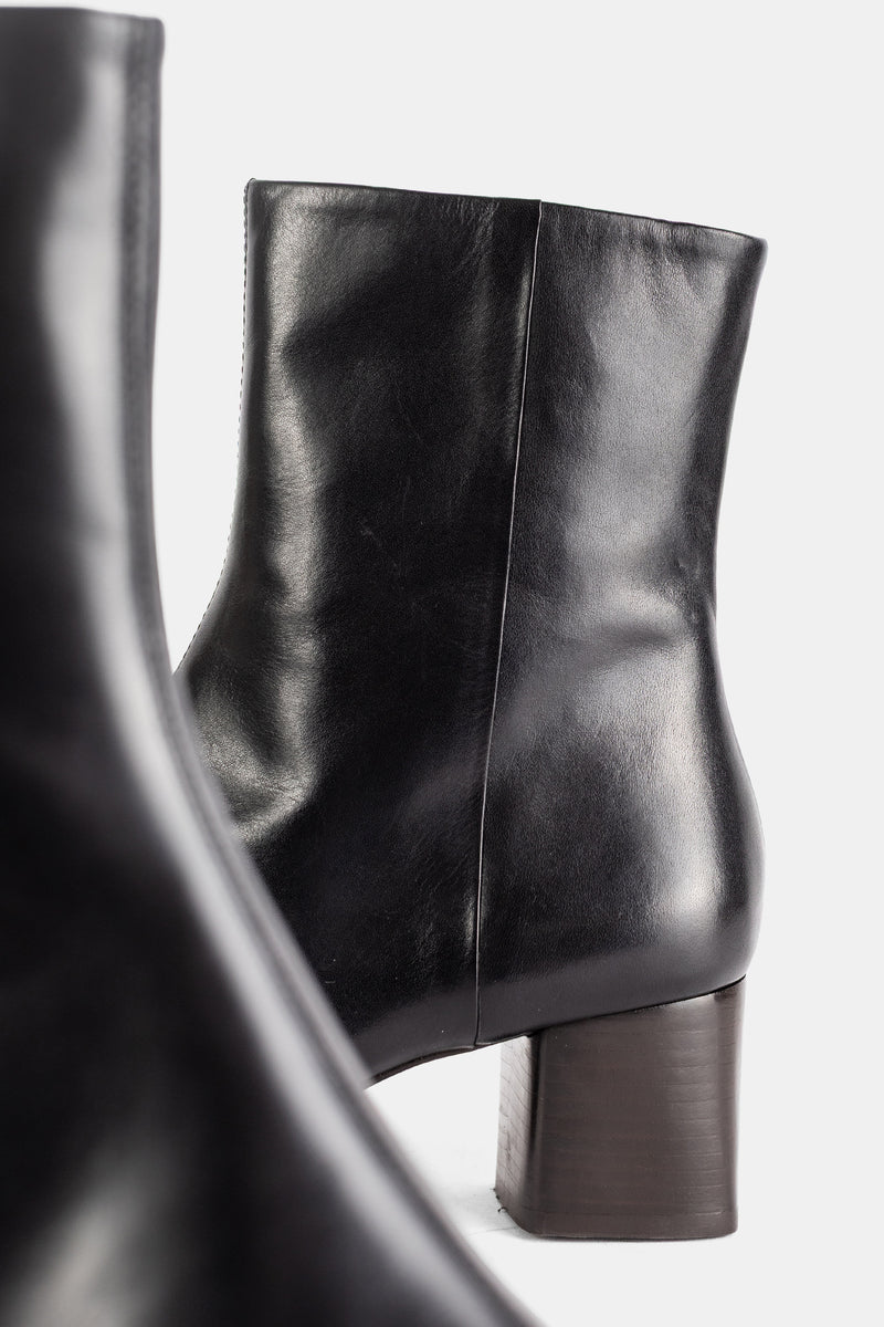 Lemaire bottines Anatomic 55 mm talon bloc bois foncé cuir noir vue arrière couture centrale