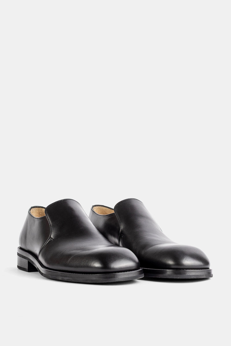 Lemaire mocassins sans lacets cuir végétal noir paire vue trois quarts avant droite tige lisse