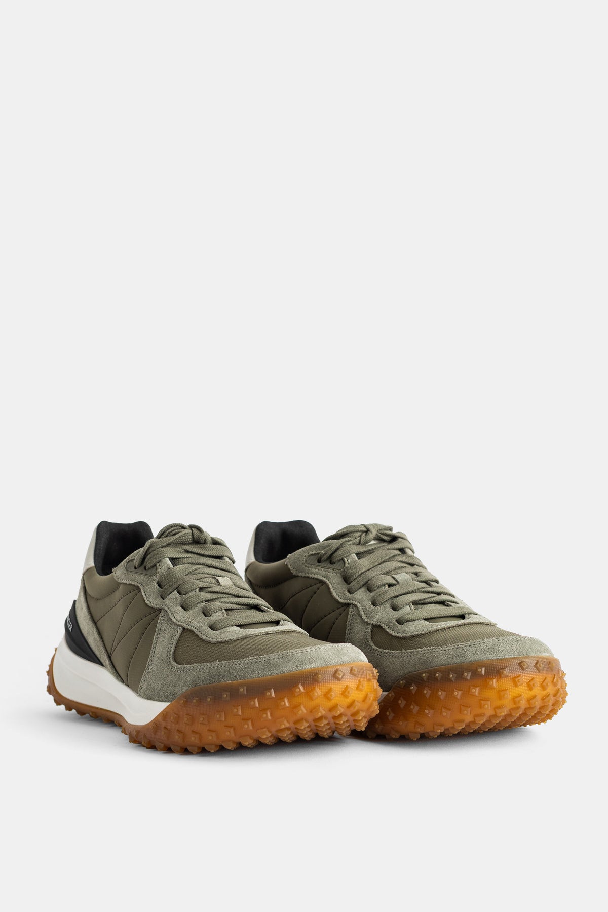 Sneakers City Trek en nylon matelassé et daim kaki Moncler