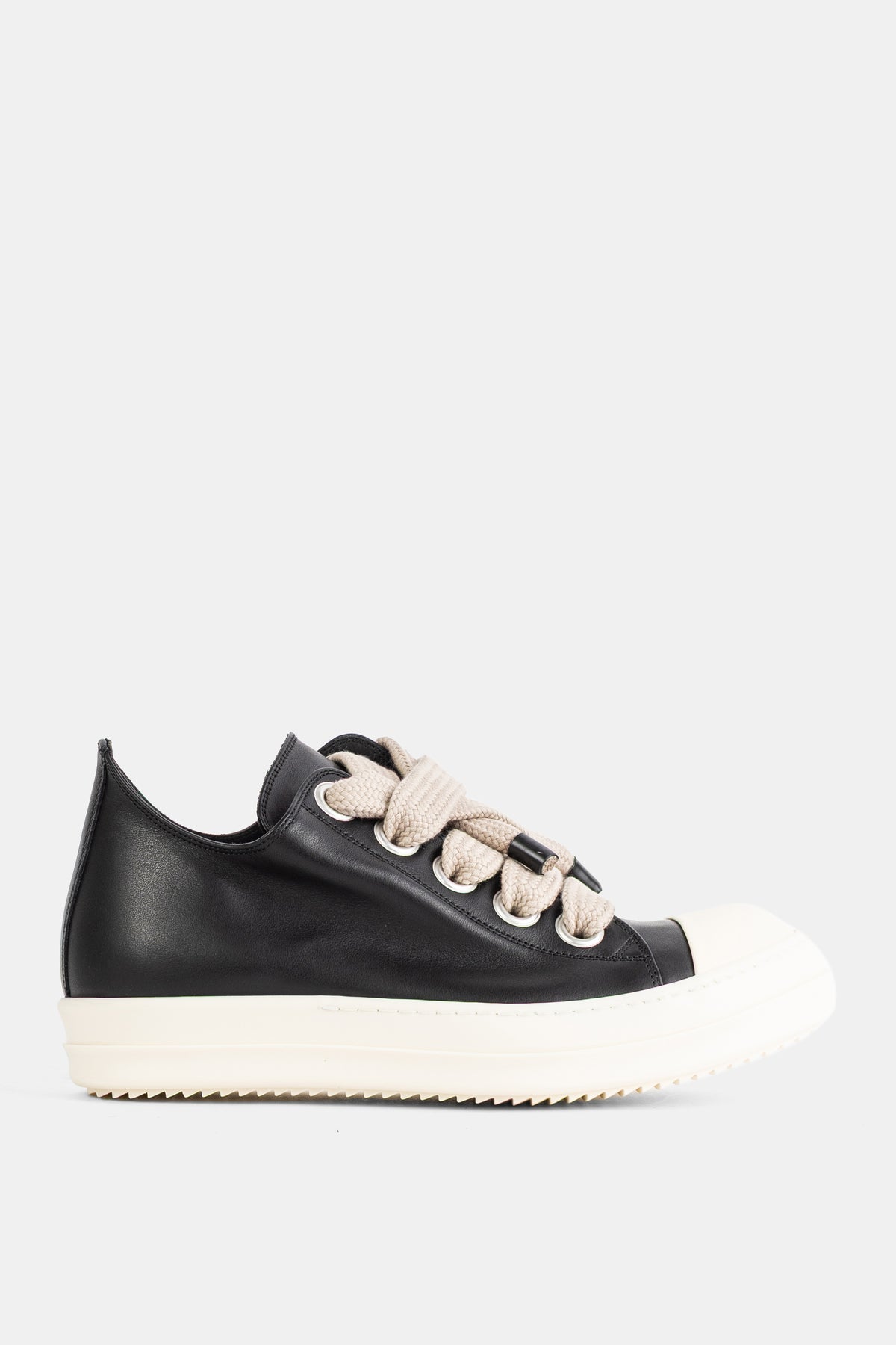 Rick Owens sneakers Jumbolace Low cuir lisse noir semelle ivoire lacets oversize beige low-top