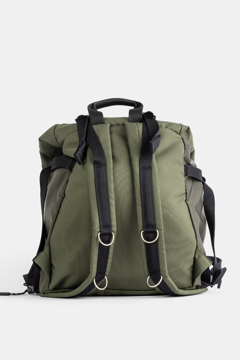 Sacai sac à dos Utility dos rembourré kaki bretelles noires réglables anneaux D métalliques poignée cuir