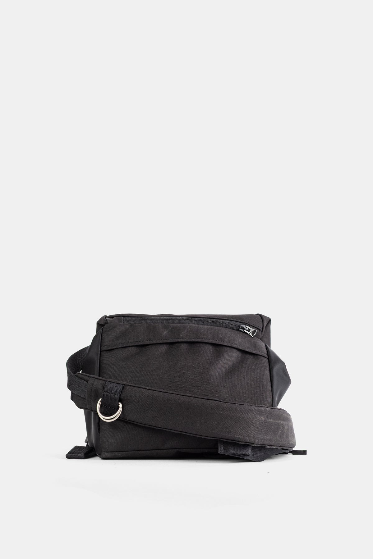 Sacai sac crossbody utility noir dos zippé sangle réglable anneau métal argenté nylon