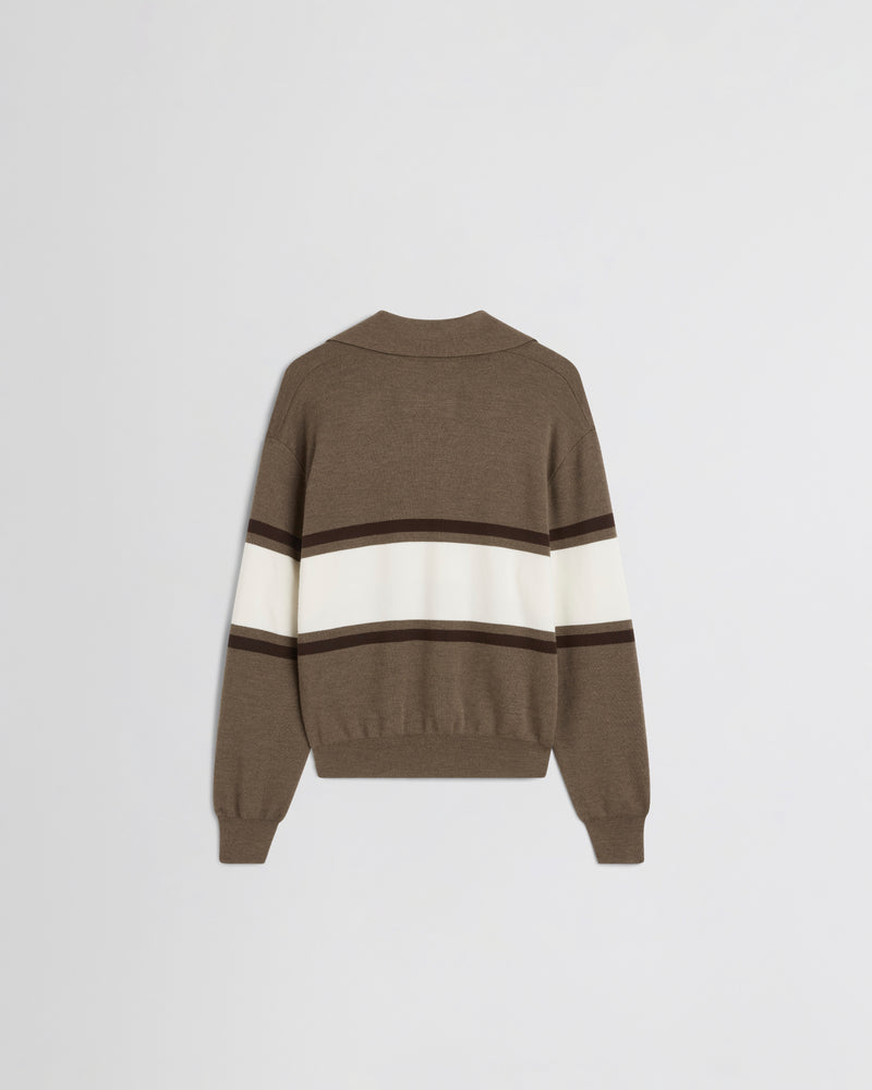 Phoebe Philo pull polo en laine dos bande crème entre deux liserés chocolat fond cigare