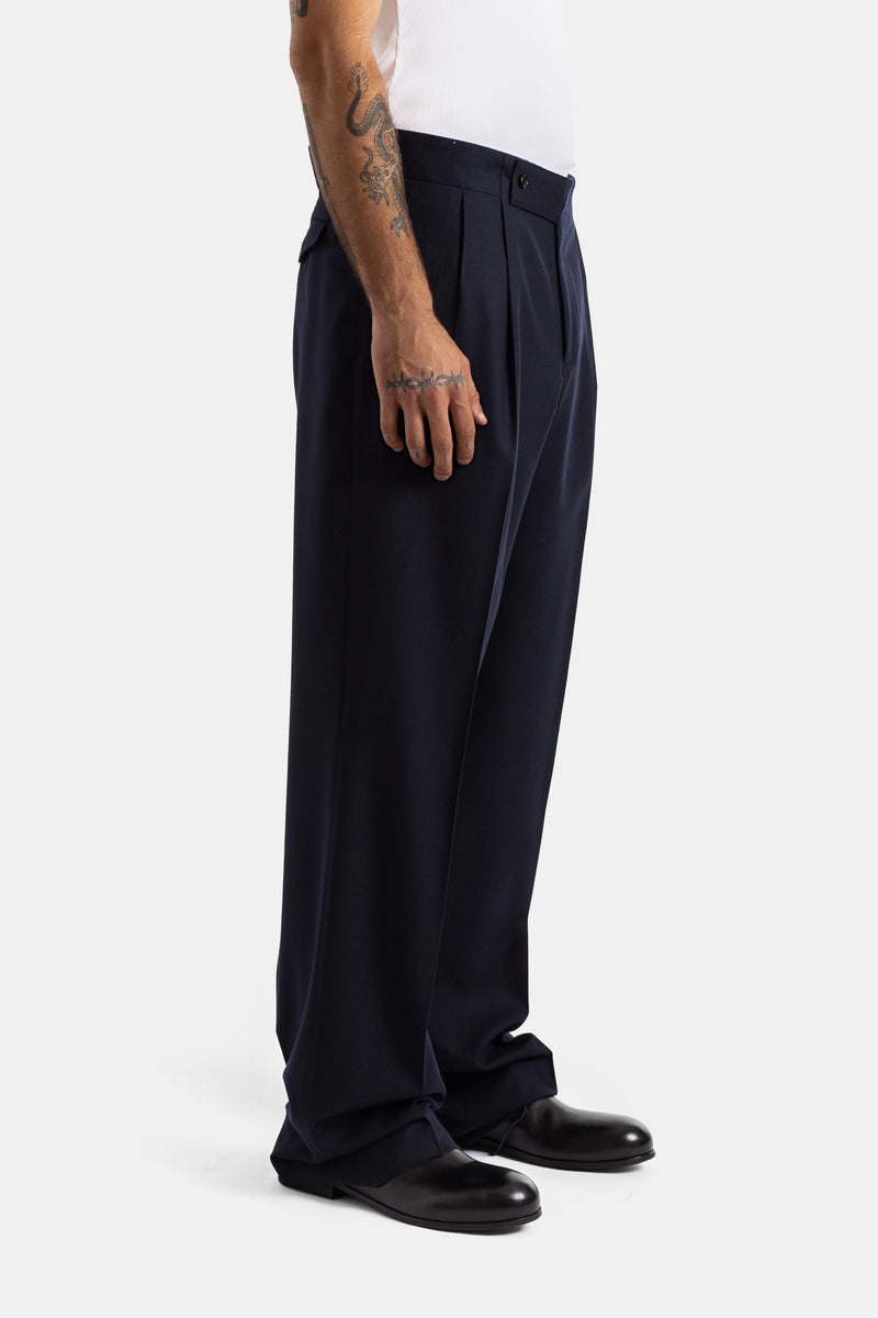 Pantalon large à pinces en laine vierge bleu marine