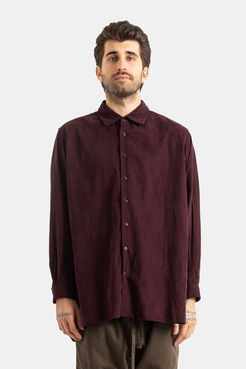 Casey Casey chemise Ikla coupe oversize col classique manches longues en velours côtelé fin bordeaux homme