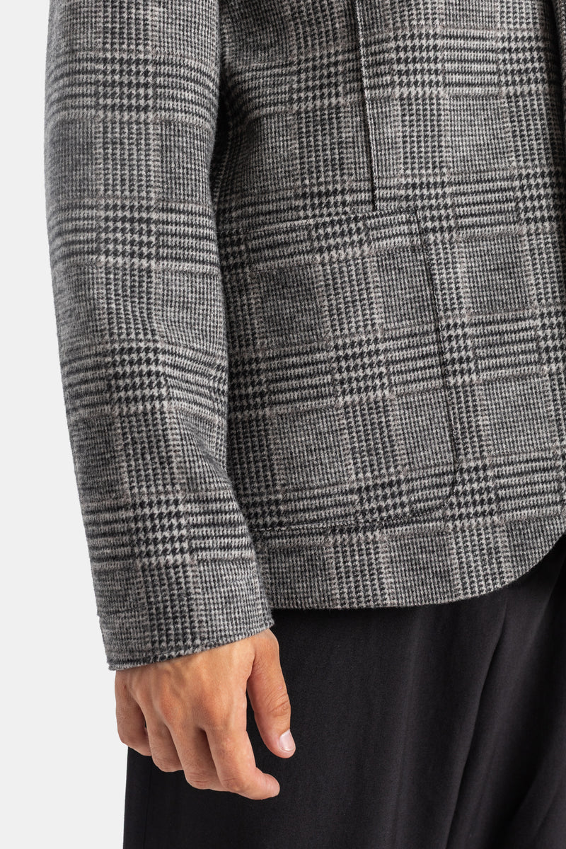 Harris Wharf blazer laine carreaux gris, détail manche et bas de veste, finitions coutures et tombé du tissu Prince-de-Galles