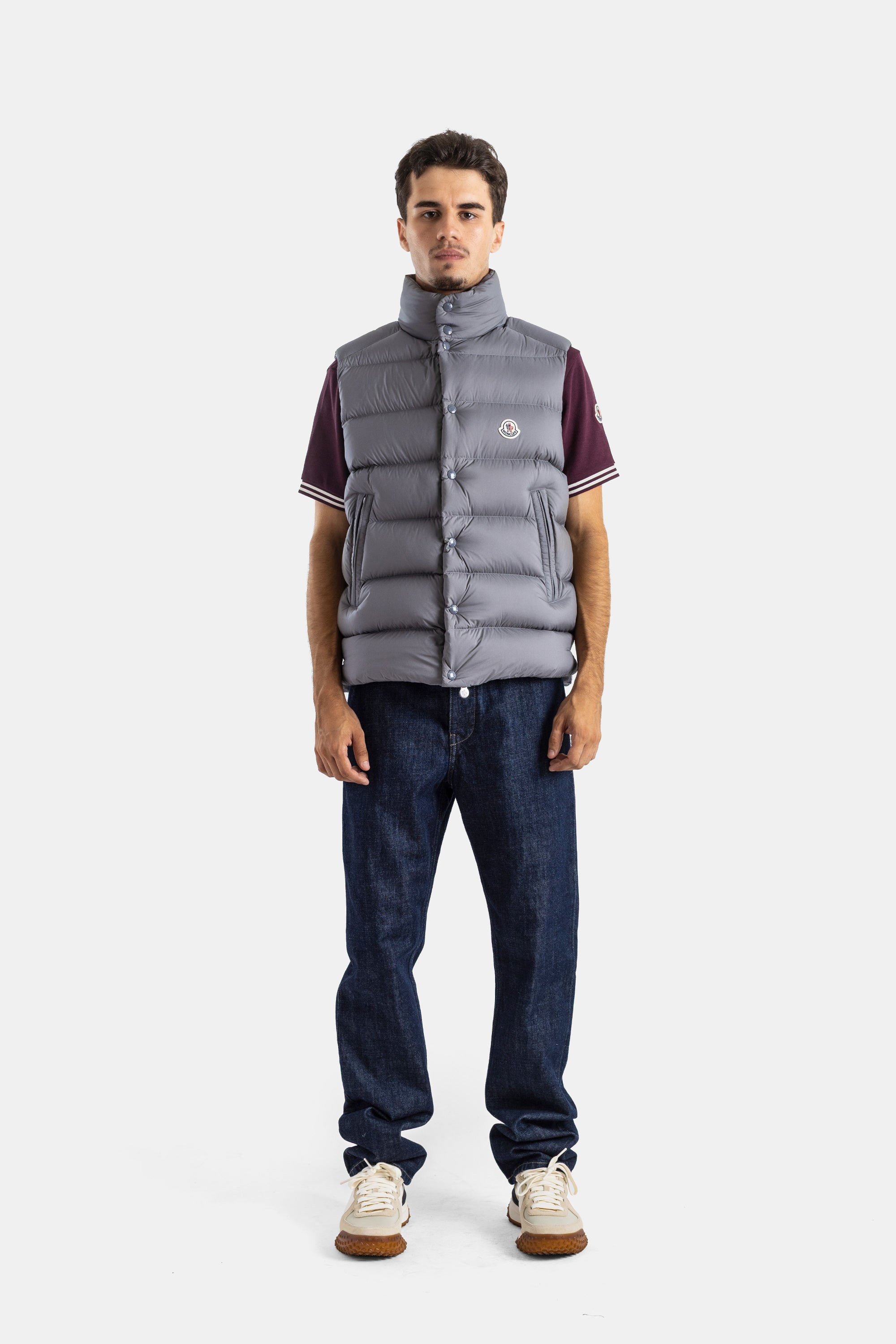 Moncler メンズ | ラグジュアリー & テクニカル スポーツウェア