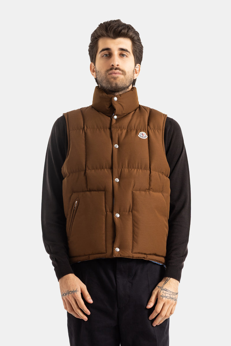 Moncler Brumelune gilet doudoune sans manches col montant matelassé marron homme coupe droite