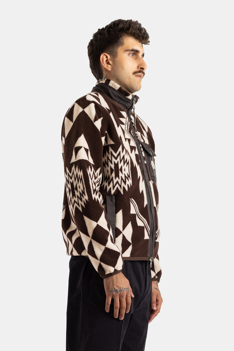 Moncler polaire graphique profil homme motif aztèque triangles marron crème fermeture zippée