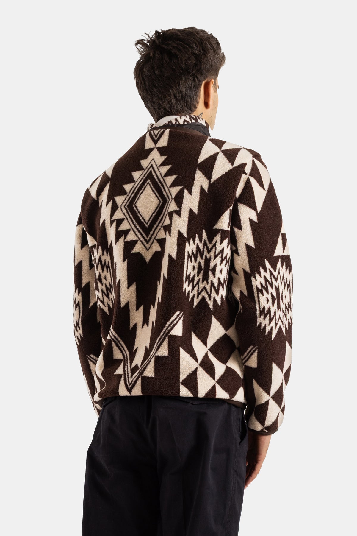 Moncler veste polaire dos homme imprimé géométrique aztèque marron écru motif diamant contrasté