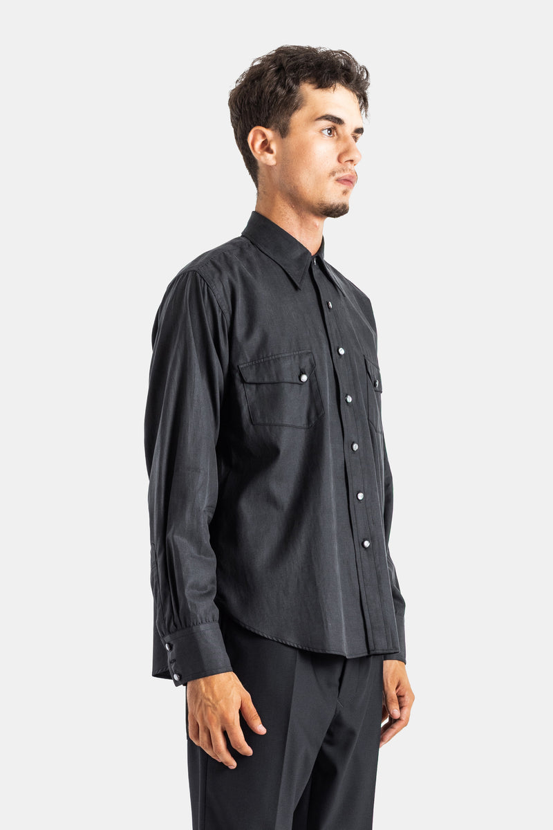 Taiga Takahashi chemise western anthracite vue de profil poches poitrine boutonnières à pression lyocell homme