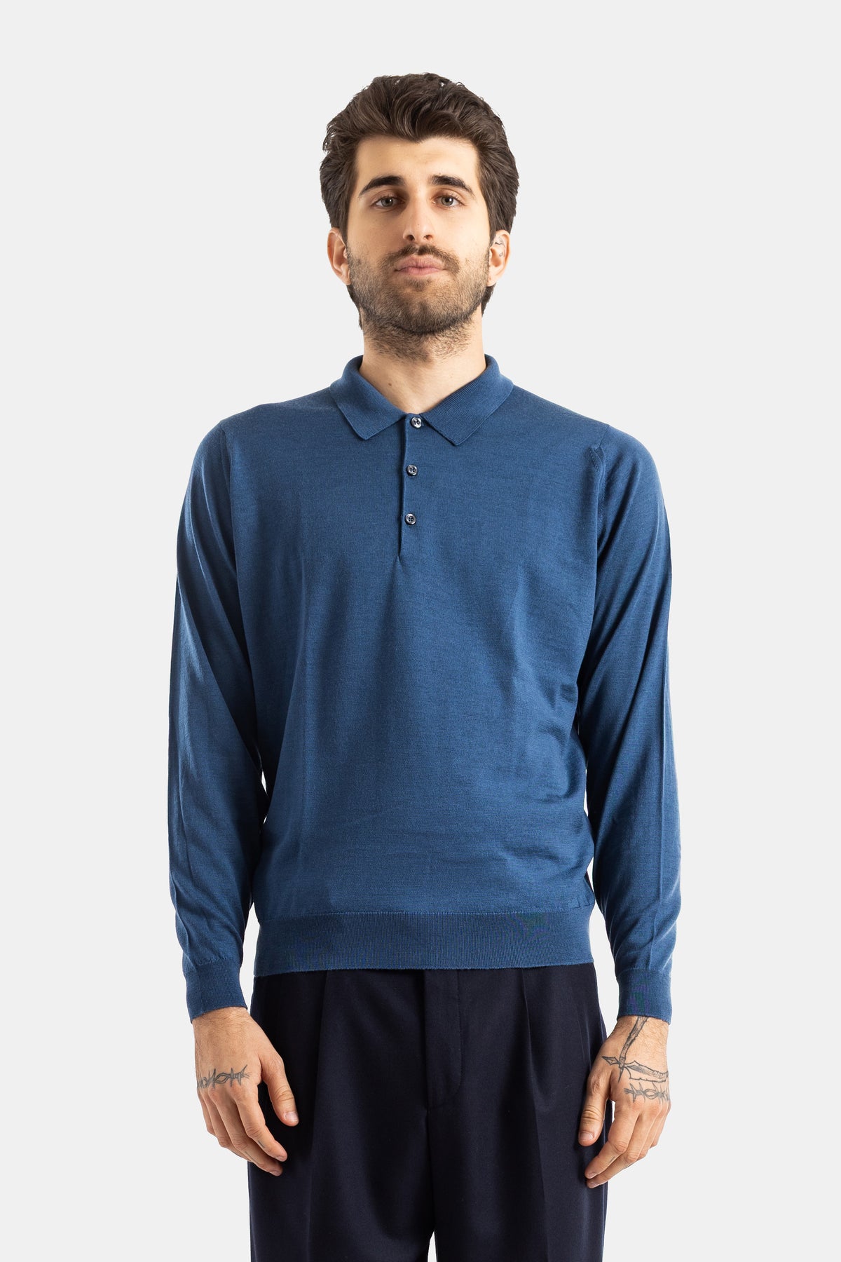 Smedley polo Belper manches longues col boutonné en laine mérinos bleu ardoise coupe slim tricot fin homme