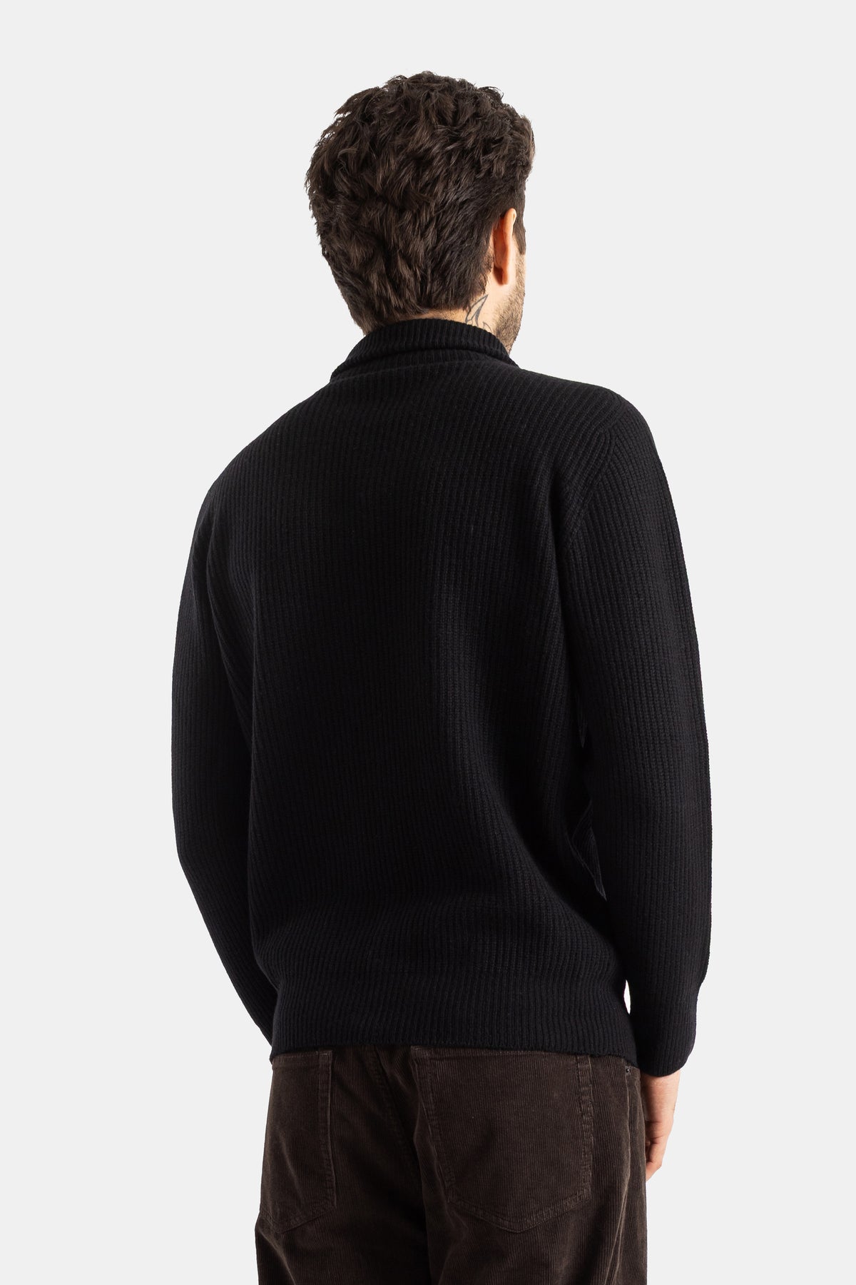Smedley Mallam dos cardigan zippé noir maille côtelée épaisse, nuque et encolure structurée homme
