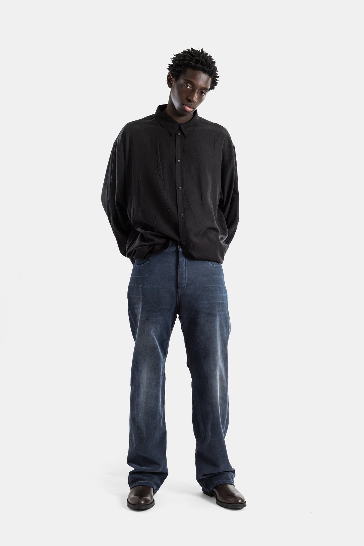 Jean Curved Knee Jellyfish bleu nuit overdyed