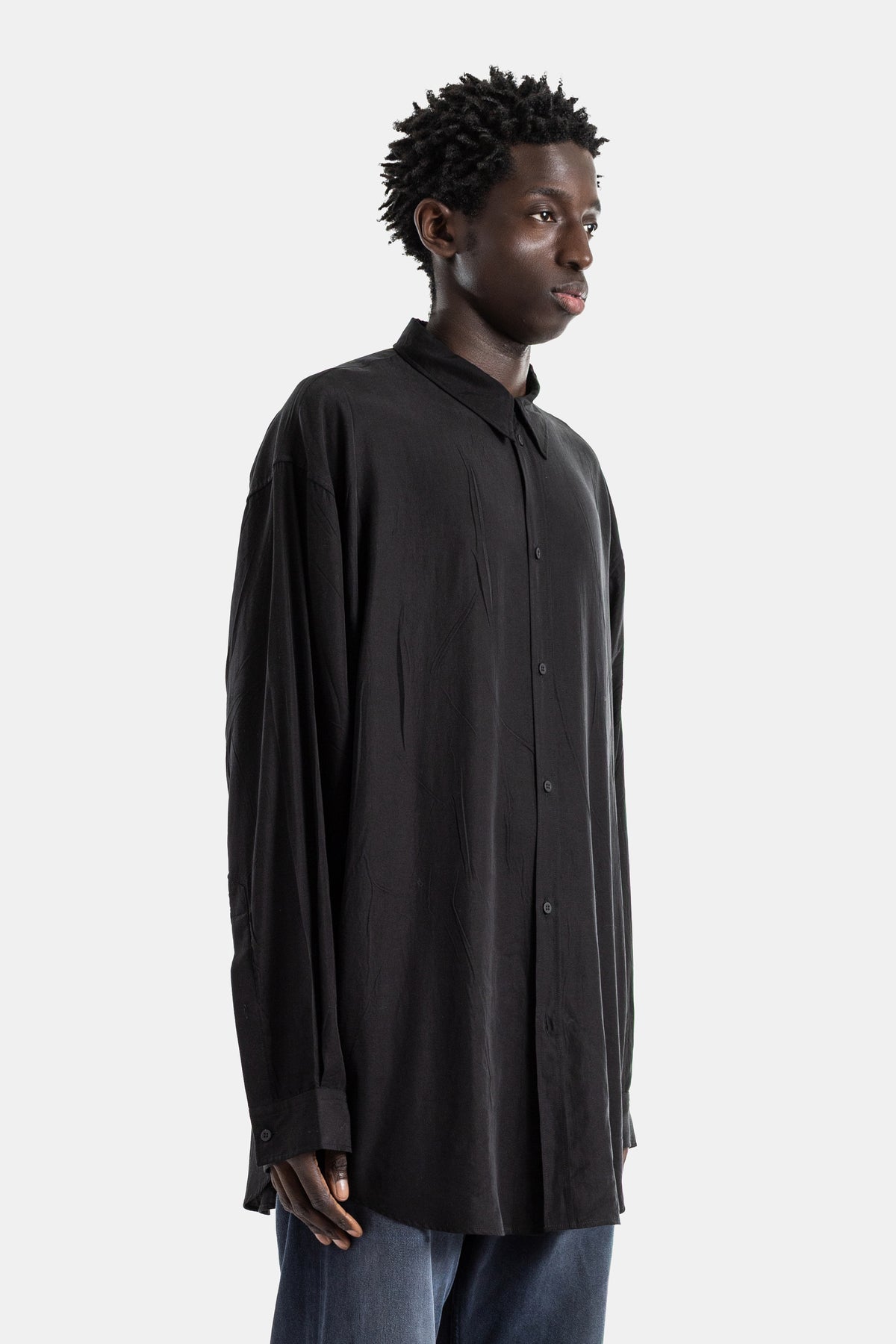 Chemise oversize lyocell noir nervures ondulées fluid