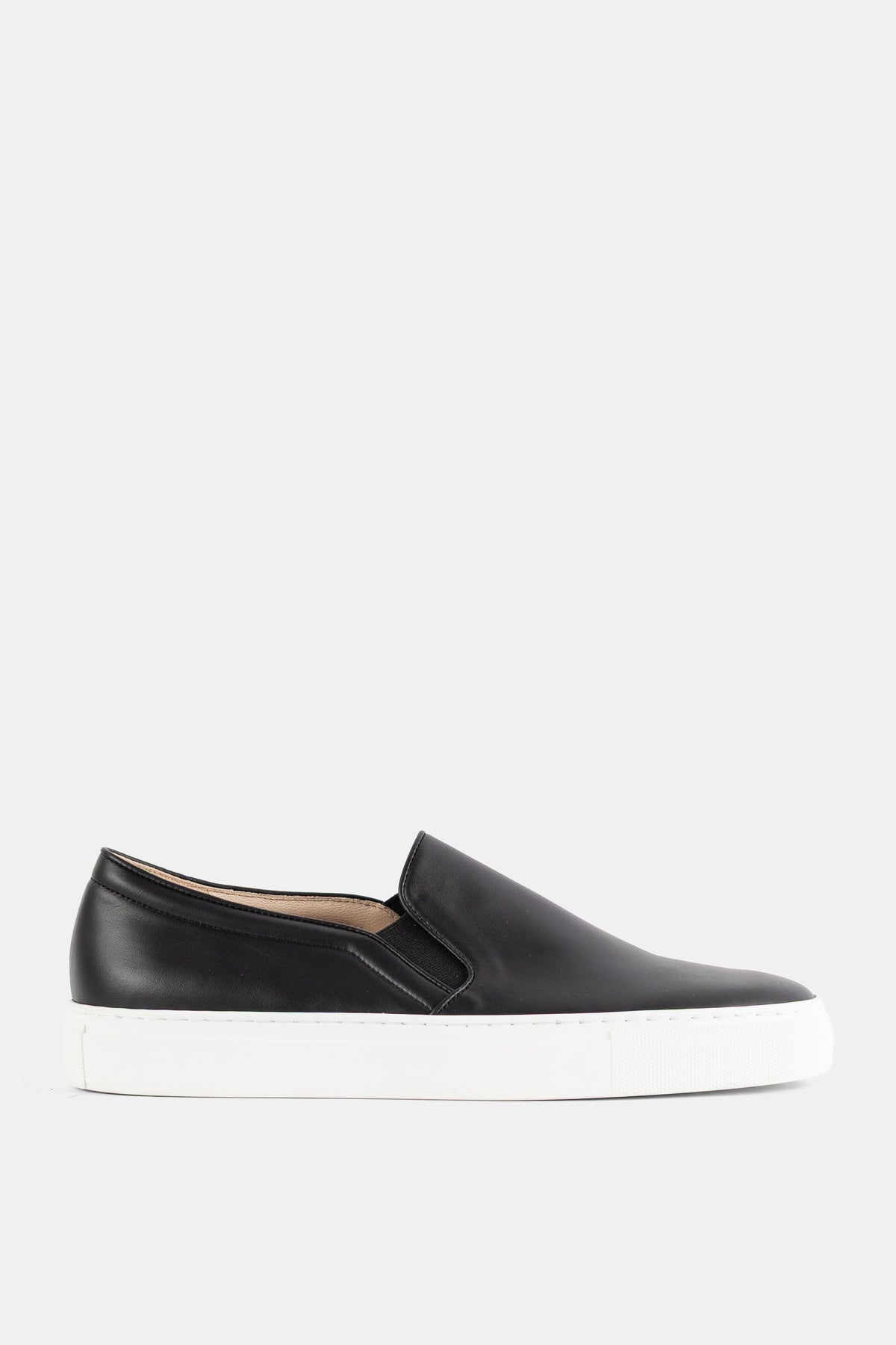 Brightway slip-on en cuir nappa noir semelle blanche épaisse, sneaker minimaliste femme vue de profil