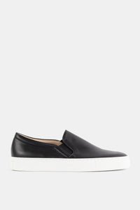 Slip-on en nappa noir semelle blanche - EU 35
