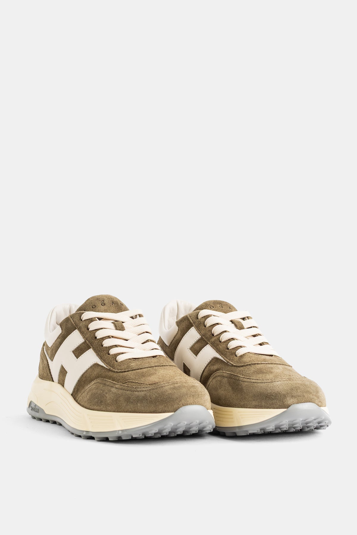 Sneaker H563 Hyperlight en Daim Kaki