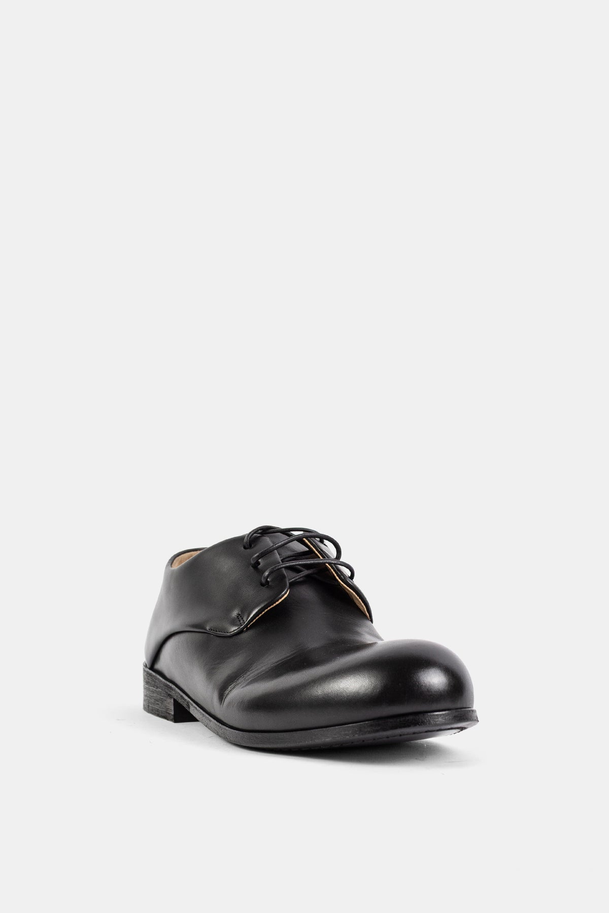 Capozucca Derby in Smooth Black Leather