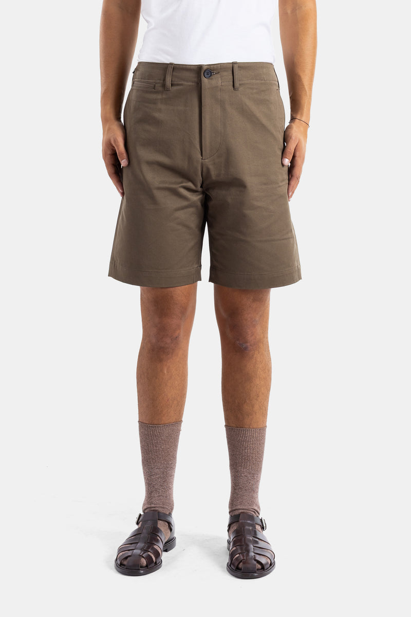 Momotaro short slim Westpoint chino khaki coupe droite taille haute tissu structuré homme SS26