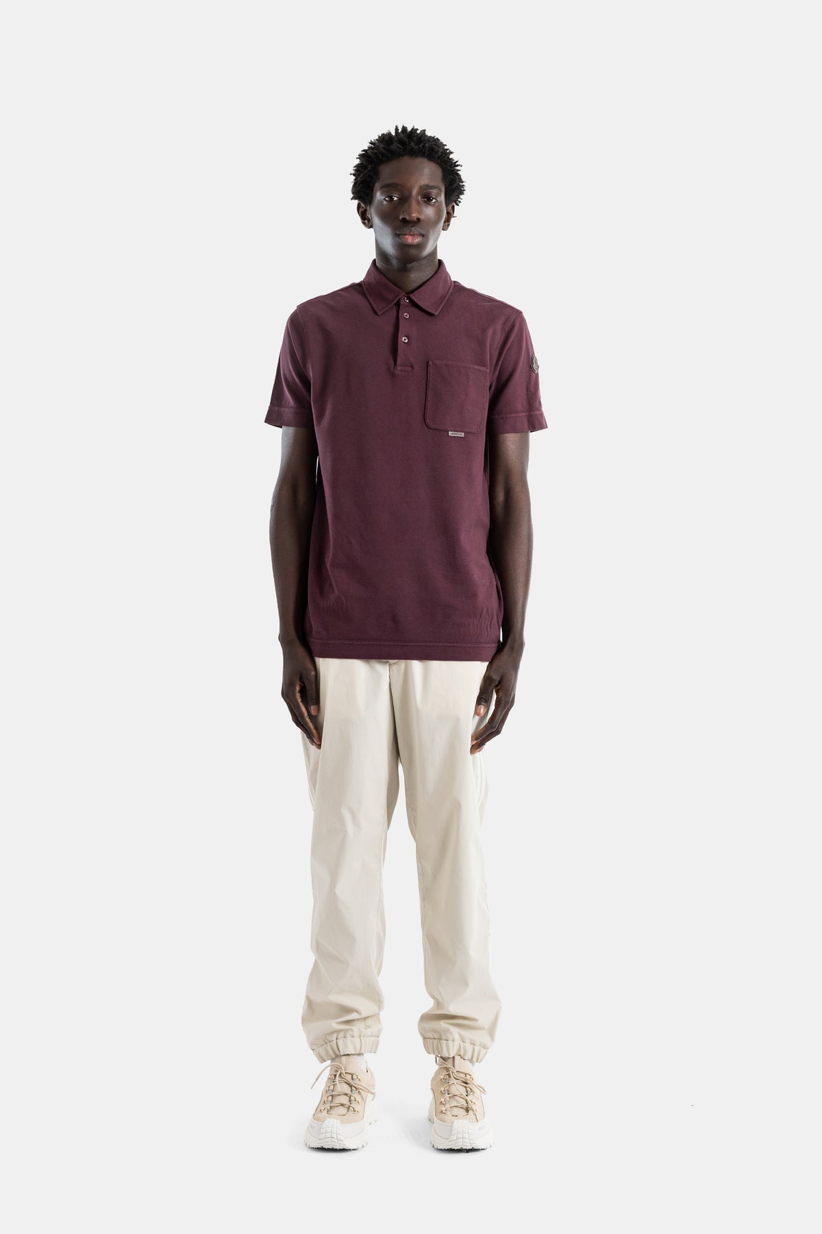 Polo coton piqué bordeaux lavé poche poitrine logo métal