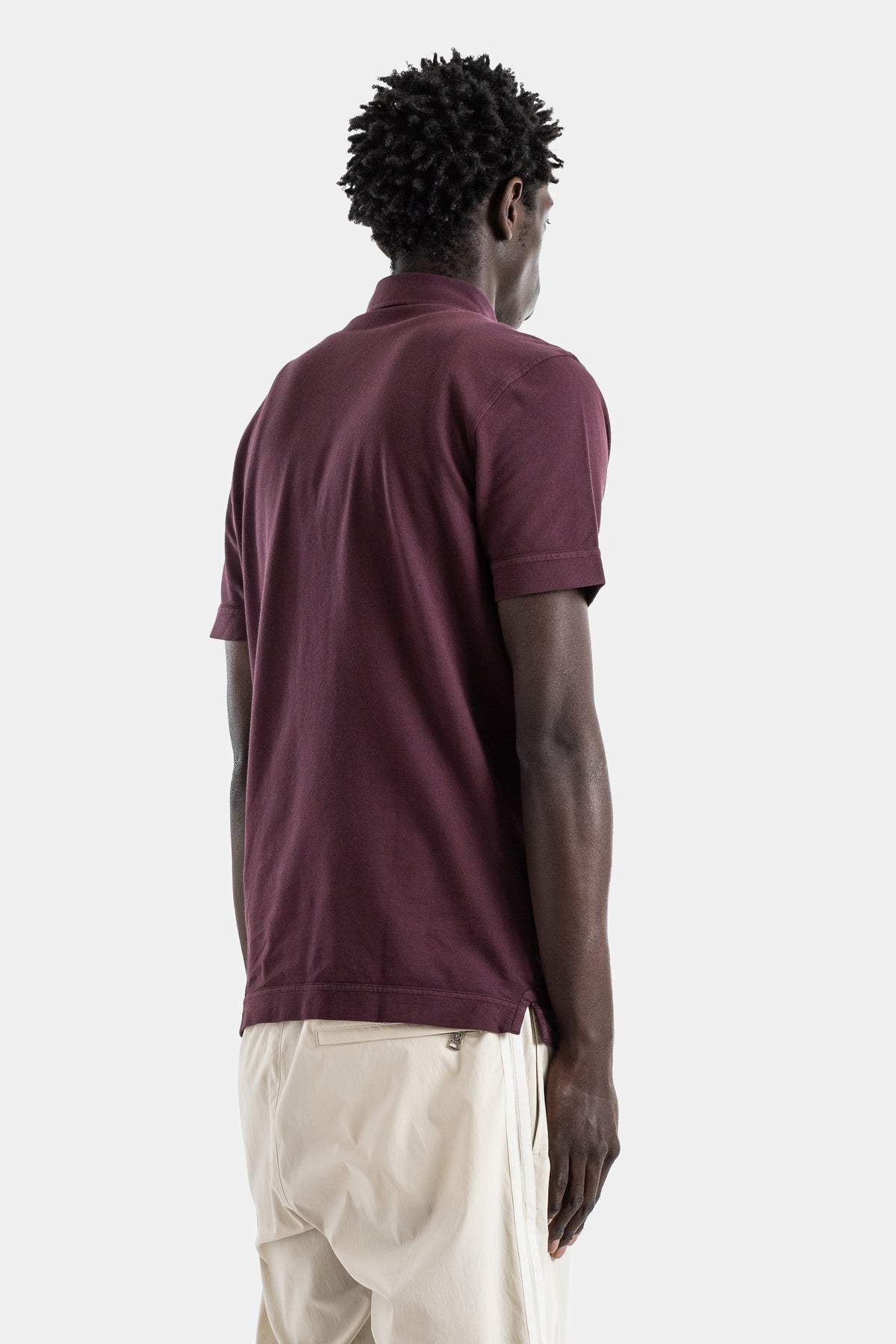 Polo coton piqué bordeaux lavé poche poitrine logo métal