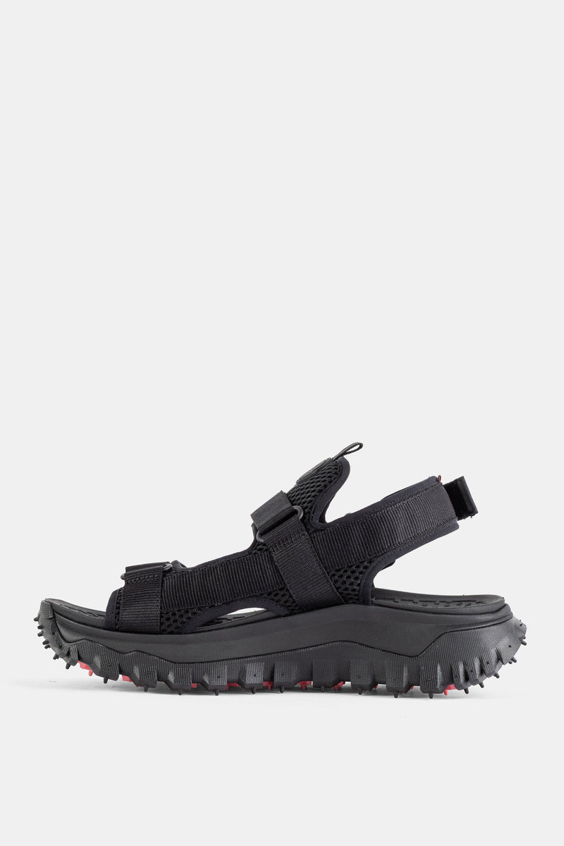 Black Trailgrip Vela sandals with lug sole