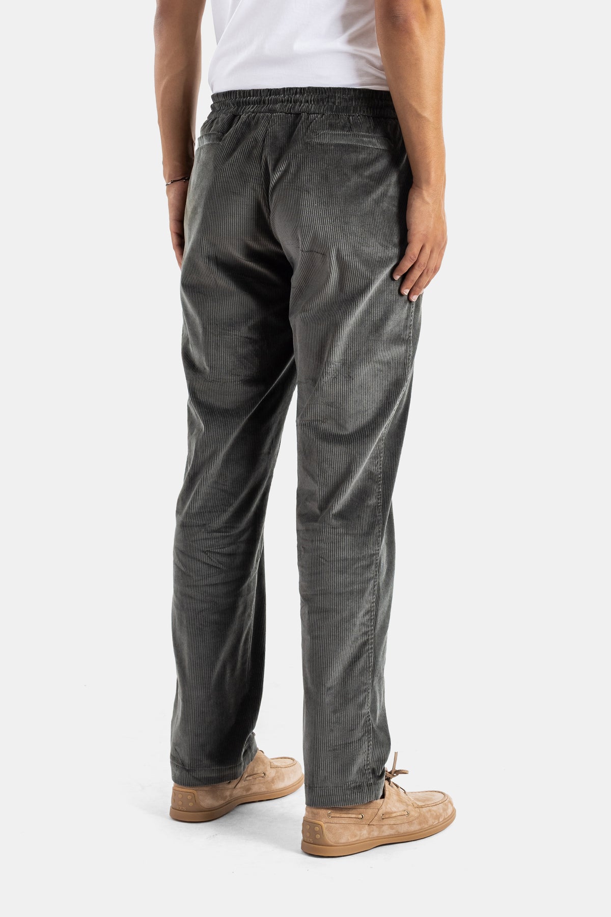 Anthrazitgraue Cordhose
