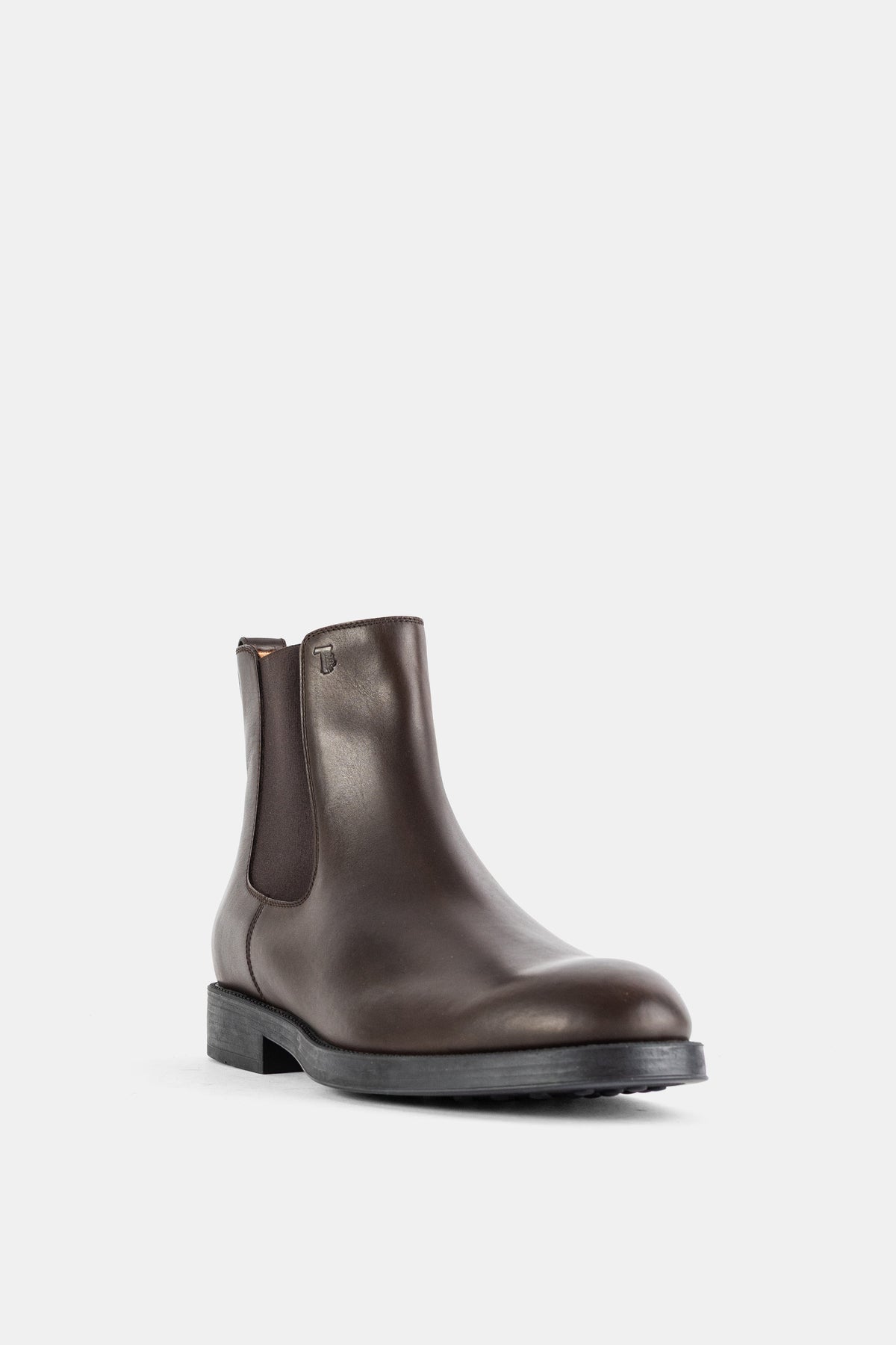 Dark brown smooth leather Chelsea boots with elastic insert