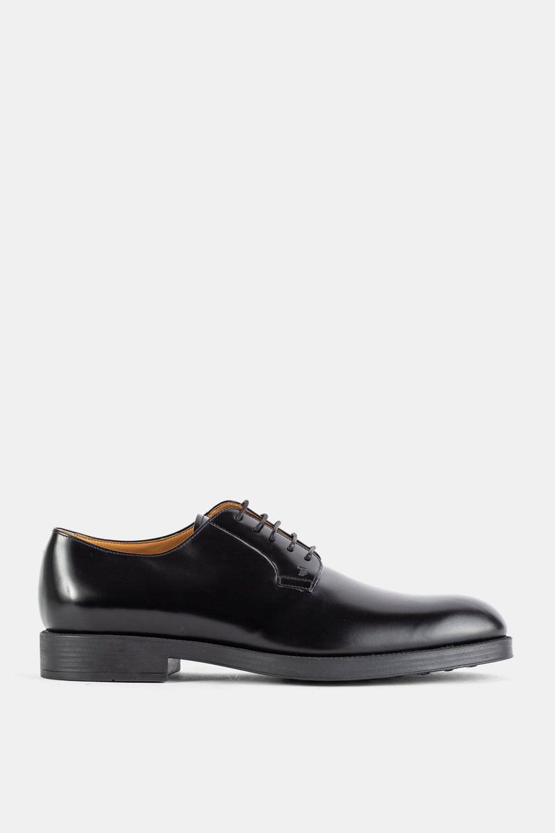 Derby lacée en cuir poli noir