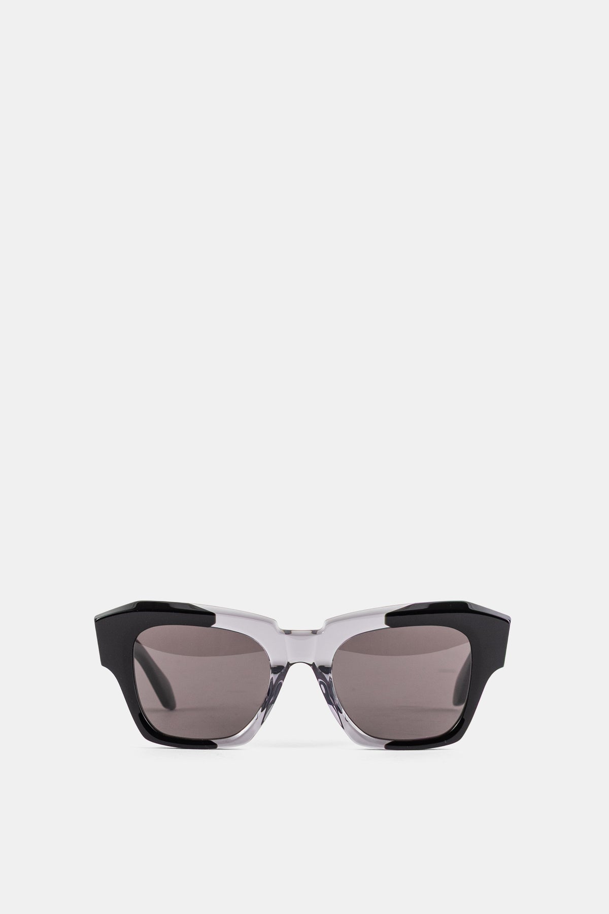 Maison Alaïa lunettes de soleil carrées bicolores monture acétate noir et transparent fumé