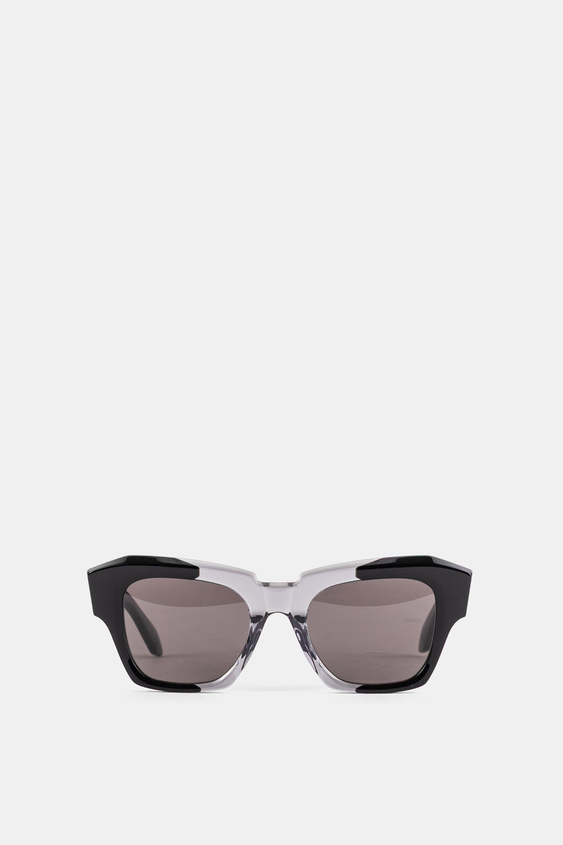 Maison Alaïa lunettes de soleil carrées bicolores monture acétate noir et transparent fumé