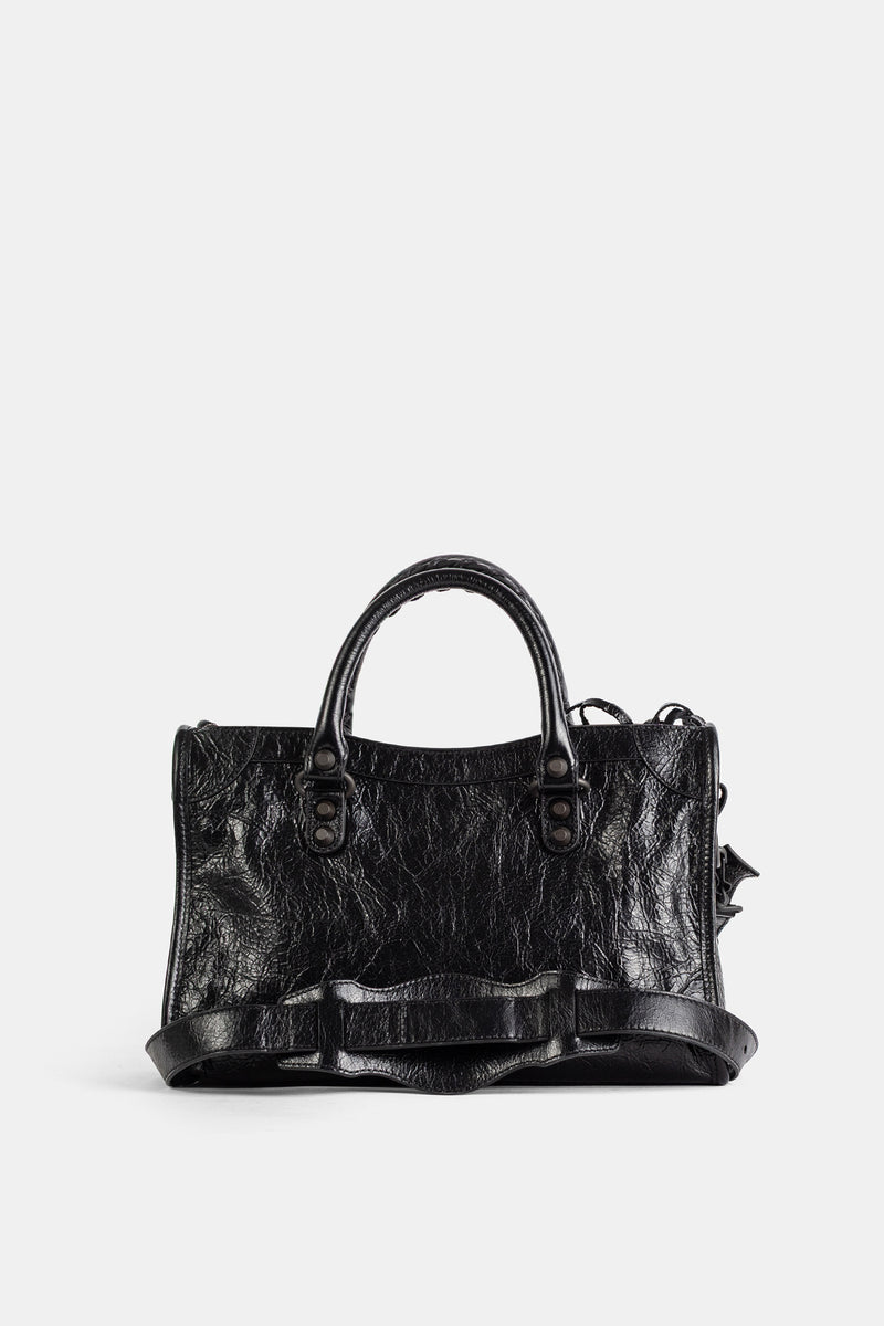 Borsa Balenciaga Le City vista frontale in pelle stropicciata nera, manici tondi e dettagli strutturati.