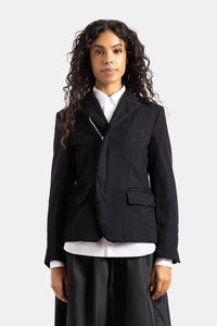 Schwarze wattierte Schneiderjacke mit asymmetrischem Reißverschluss - M
